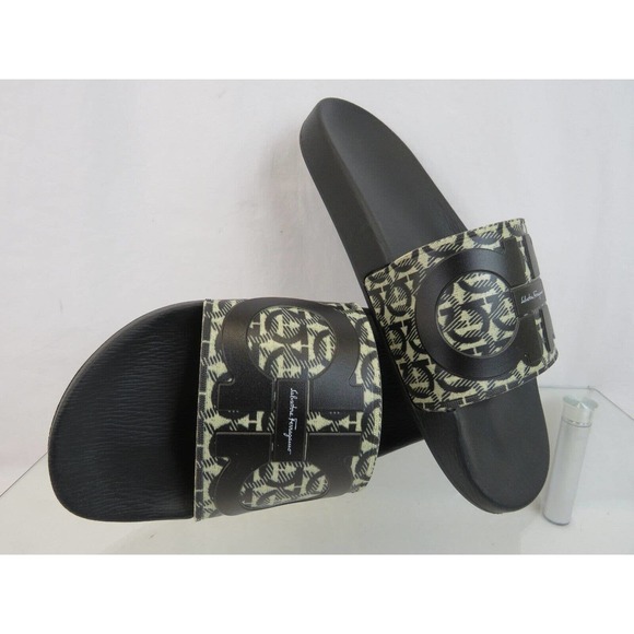 NIB FERRAGAMO GROOVE 6 BEIGE BLACK RUBBER GANCINI LOGO SANDALS SLIDES 9 M main image 9
